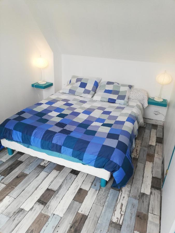 Maison Bord De *